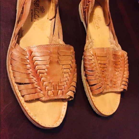 SBICCA , leather sandals,8 - Picture 3 of 11